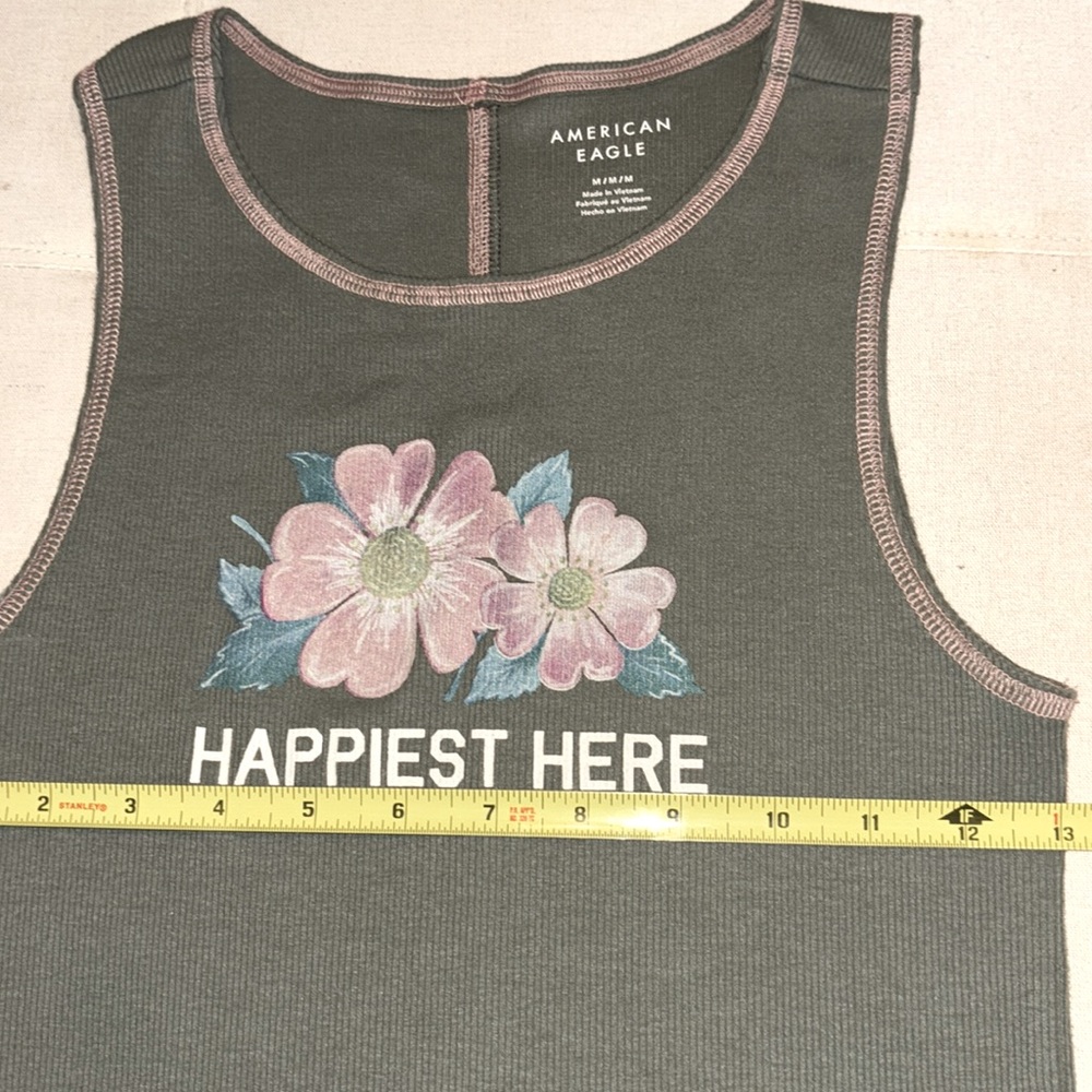 AE Graphic “HAPPIEST HERE” Cropped Tank Top, Size Medium - Picture 4 of 12
